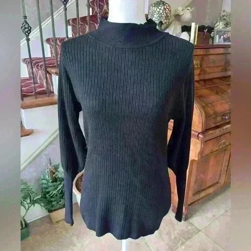 Via Milano black cowl neck lightweight sweater L Black Excellent condition